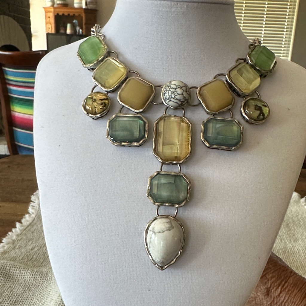 Erica Lyons Green And Yellow Statement Necklace 75$